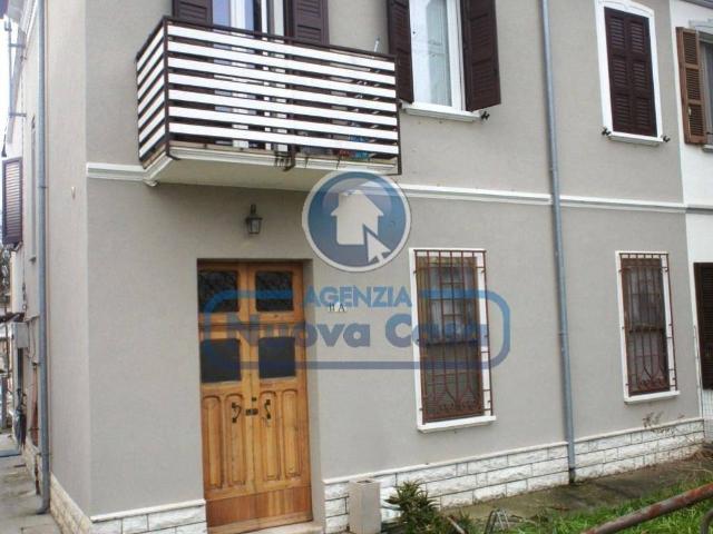 Villa Indipendente in vendita a Unione dei comuni della Bassa Romagna, Alfonsine