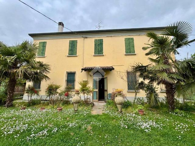 Villa Indipendente in vendita a Unione dei comuni della Bassa Romagna, Alfonsine