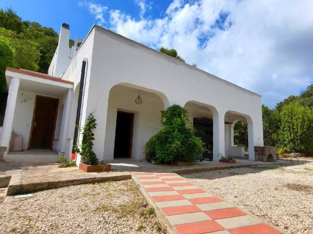 Villa Indipendente in vendita a Alghero, Sardigna/Sardegna