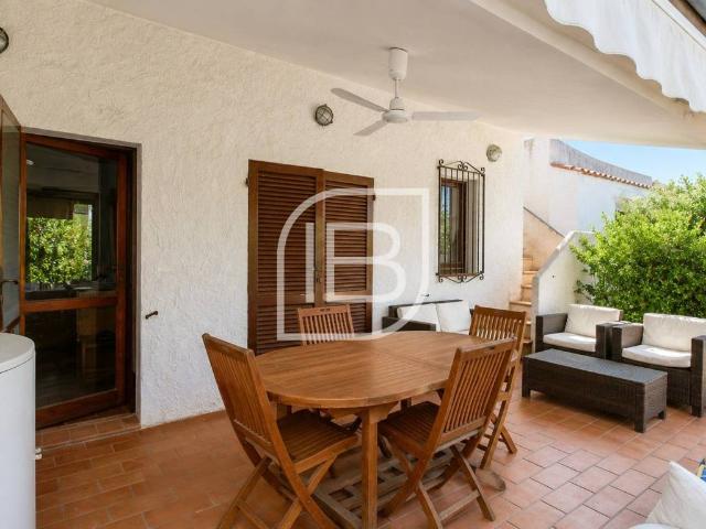 Villa Indipendente in vendita a Alghero, Sardigna/Sardegna