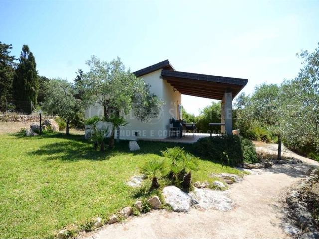 Villa Indipendente in vendita a Alghero, Sardigna/Sardegna