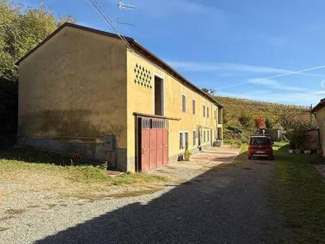 Villa Indipendente in vendita a Piemonte, Alessandria