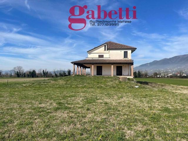 Villa Indipendente in vendita a Alife, Campania