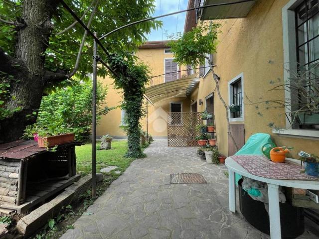 Villa Indipendente in vendita a Almè, Lombardia