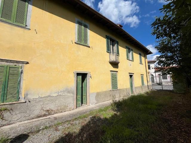 Villa Indipendente in vendita a Almenno San Bartolomeo, Lombardia