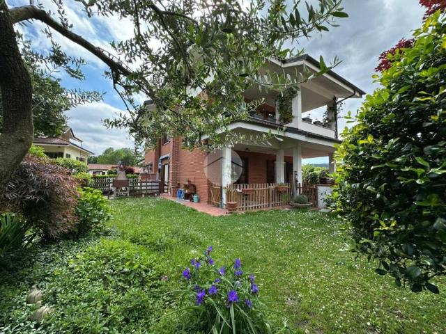 Villa Indipendente in vendita a Piemonte, Torino