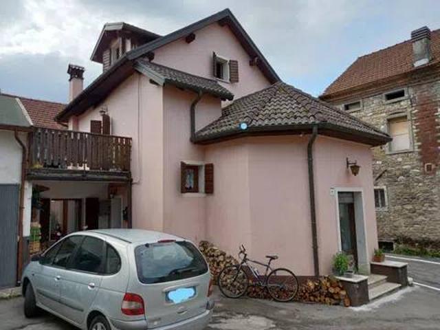 Villa Indipendente in vendita a Alpago, Farra D'alpago