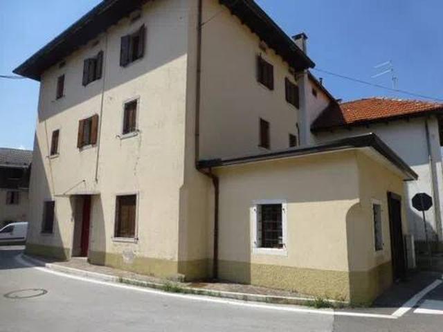 Villa Indipendente in vendita a Alpago, Farra D'alpago