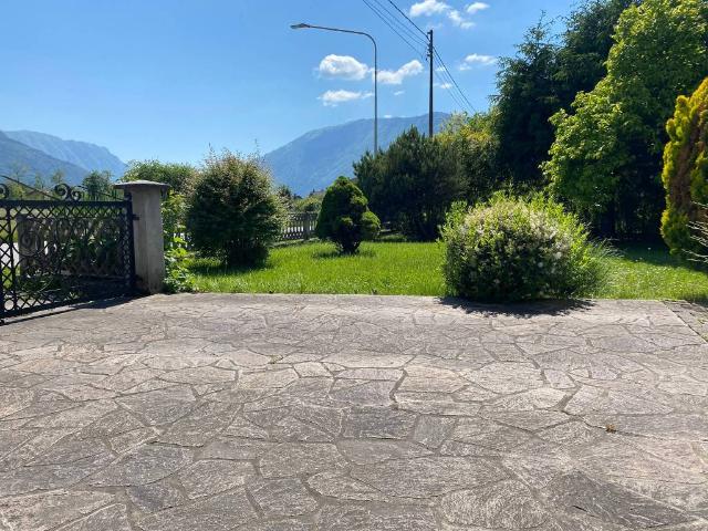 Villa Indipendente in vendita a Alpago, Puos D'alpago