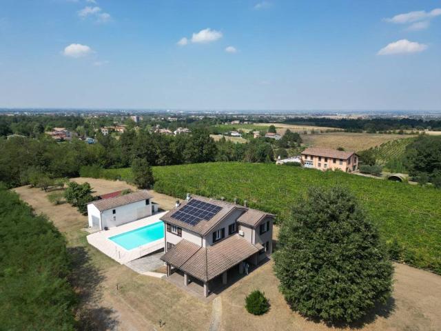 Villa Indipendente in vendita a Alseno, Reggio Emilia