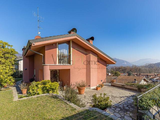 Villa Indipendente in vendita a Alserio, Lombardia