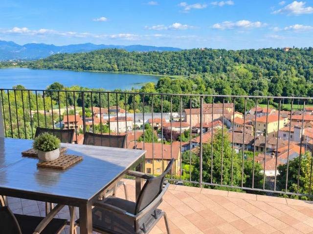 Villa Indipendente in vendita a Alserio, Como