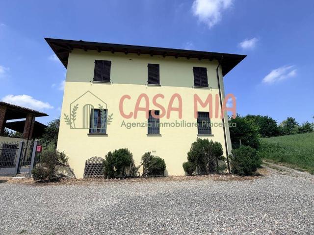 Villa Indipendente in vendita a Alta Val Tidone, Trevozzo