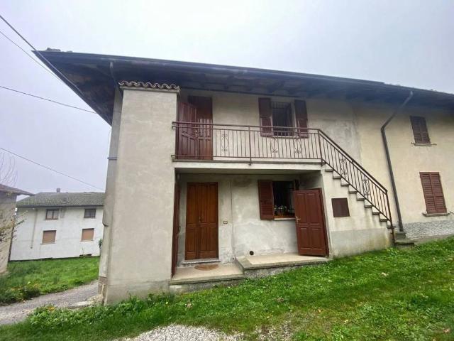 Villa Indipendente in vendita a Alta Val Tidone, Pecorara Vecchia