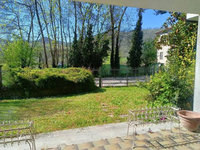 Villa Indipendente in vendita a Alta Val Tidone, Caminata