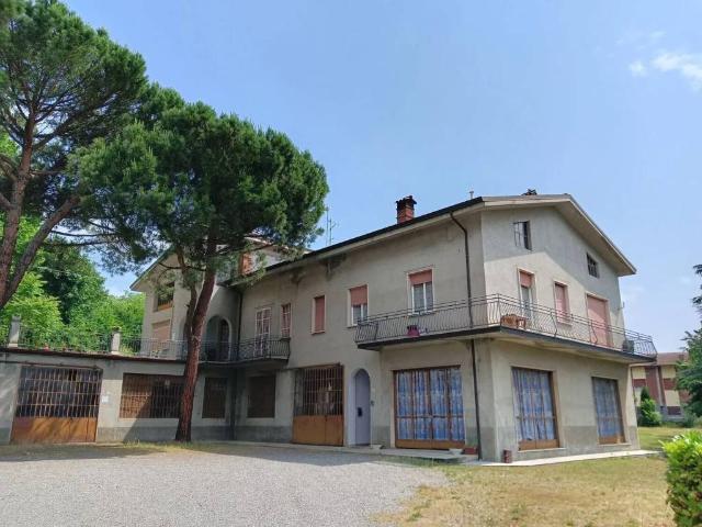Villa Indipendente in vendita a Alta Val Tidone, Nibbiano