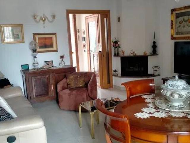 Villa Indipendente in vendita a Altare, Liguria