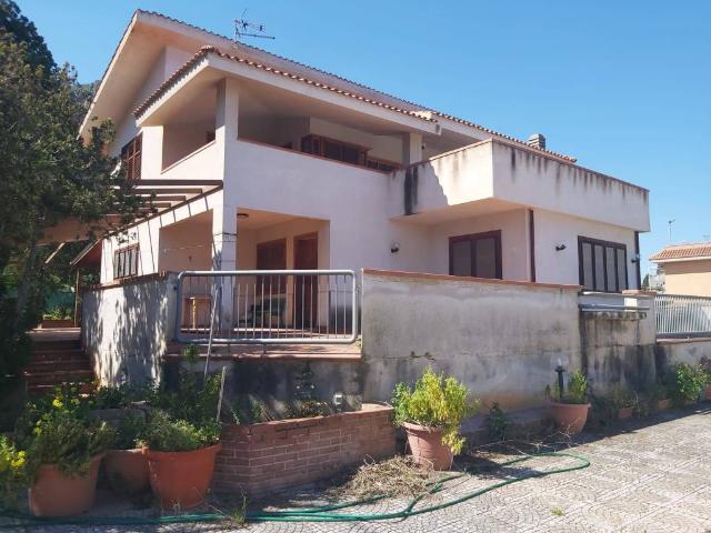 Villa Indipendente in vendita a San Michele, Altavilla Milicia