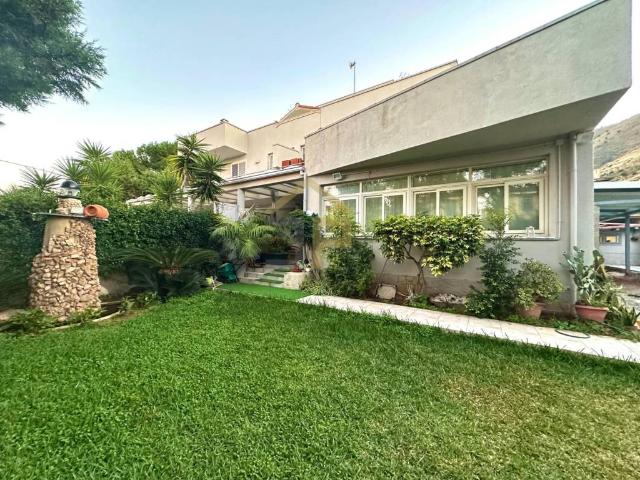 Villa Indipendente in vendita a San Michele, Altavilla Milicia