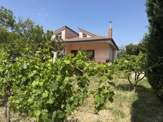 Villa Indipendente in vendita a Altavilla Silentina, Salerno