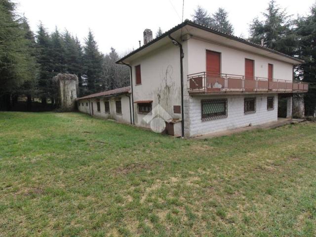 Villa Indipendente in vendita a Altissimo, Veneto