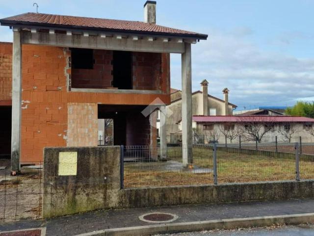 Villa Indipendente in vendita a Fonte, Altivole