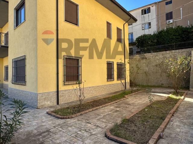Villa Indipendente in vendita a Calabria, Cosenza