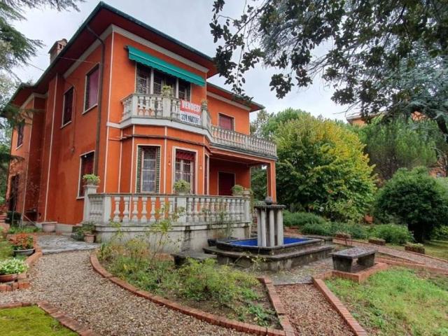 Villa Indipendente in vendita a Altopascio, Toscana