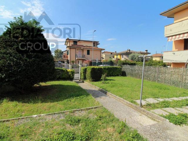 Villa Indipendente in vendita a Altopascio, Toscana