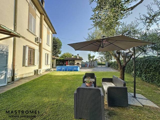 Villa Indipendente in vendita a Altopascio, Toscana