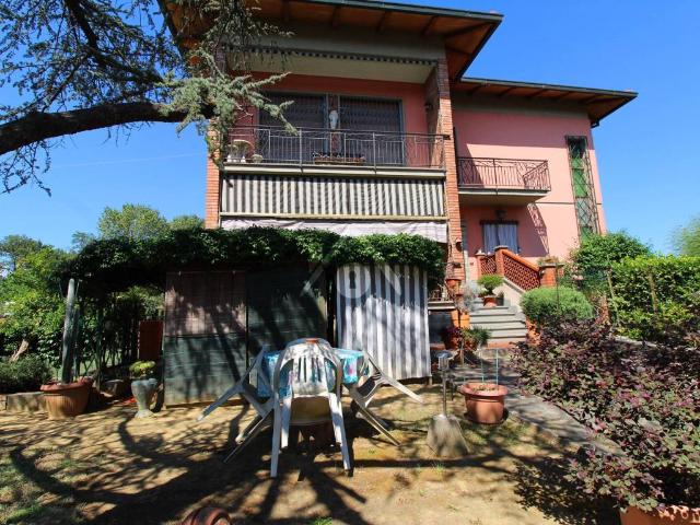 Villa Indipendente in vendita a Altopascio, Toscana