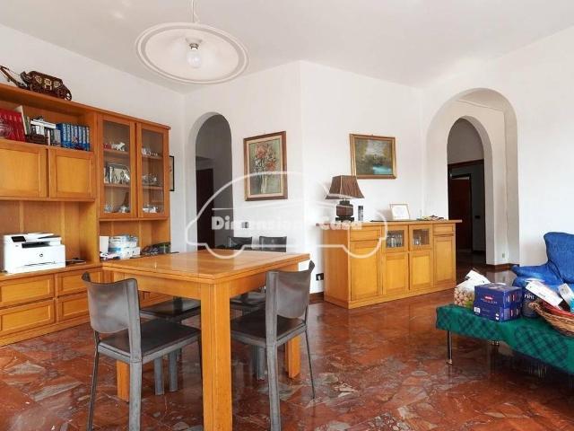 Villa Indipendente in vendita a Altopascio, Toscana
