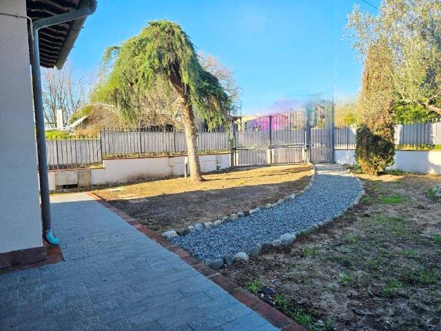 Villa Indipendente in vendita a Badia Pozzeveri, Altopascio