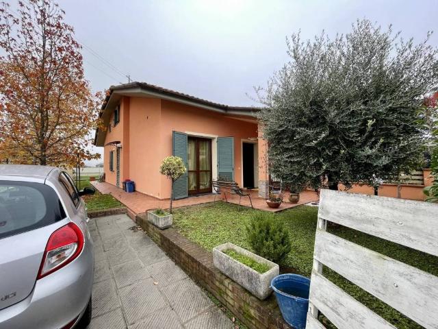Villa Indipendente in vendita a Unione dei Comuni Circondario dell'Empolese Valdelsa, Altopascio