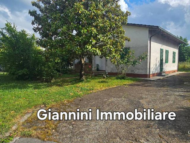 Villa Indipendente in vendita a Badia Pozzeveri, Altopascio