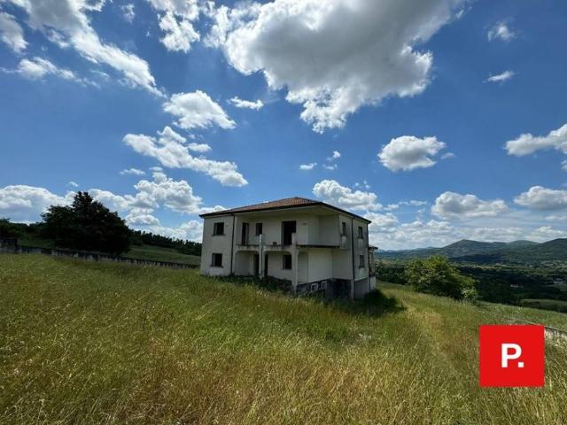 Villa Indipendente in vendita a Alvignano, Campania