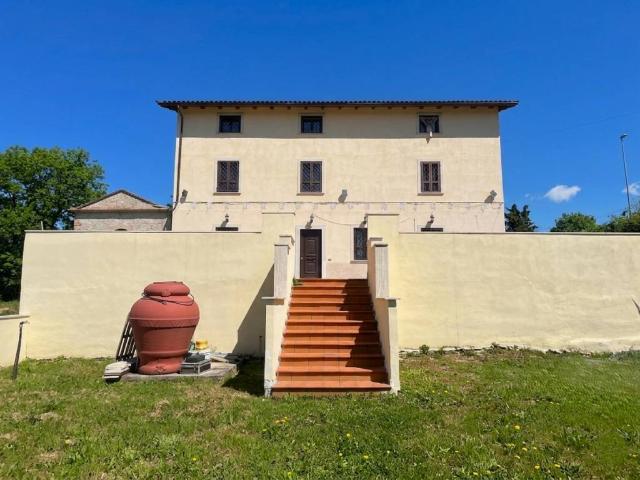 Villa Indipendente in vendita a Alvito, Lazio