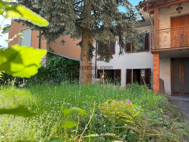 Villa Indipendente in vendita a Alzano Sopra, Alzano Lombardo