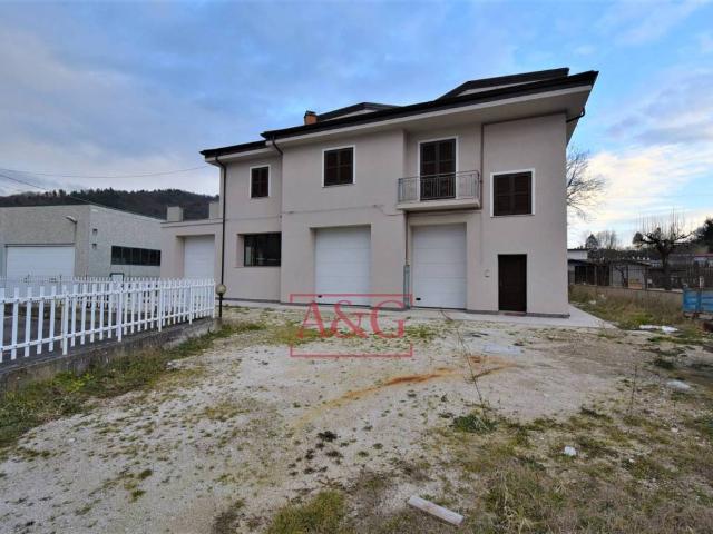 Villa Indipendente in vendita a Marche, Fermo