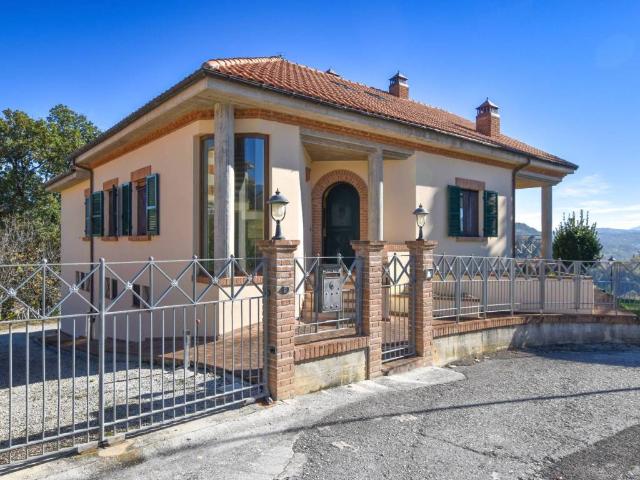 Villa Indipendente in vendita a Marche, Fermo