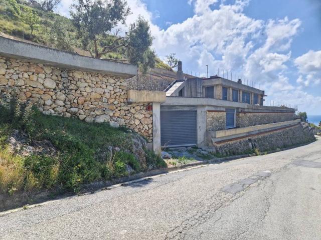 Villa Indipendente in vendita a Calabria, Cosenza