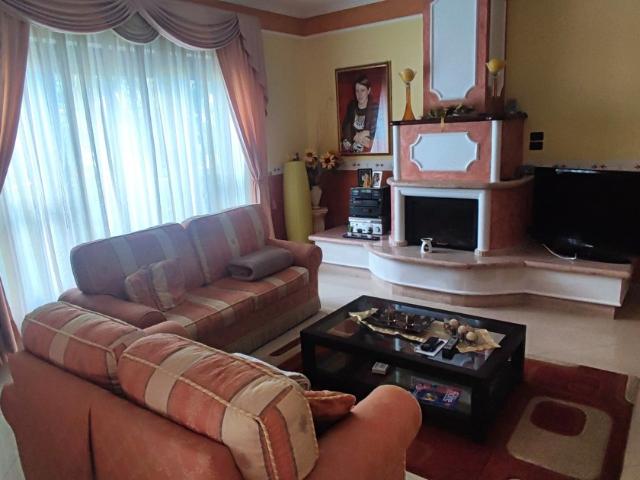 Villa Indipendente in vendita a Calabria, Catanzaro