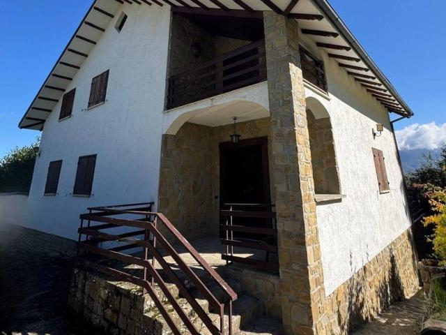 Villa Indipendente in vendita a San Giorgio, Amatrice