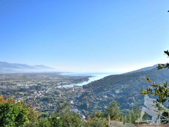 Villa Indipendente in vendita a Cafaggio, Ameglia