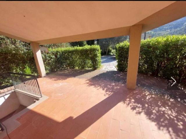 Villa Indipendente in vendita a Cafaggio, Ameglia