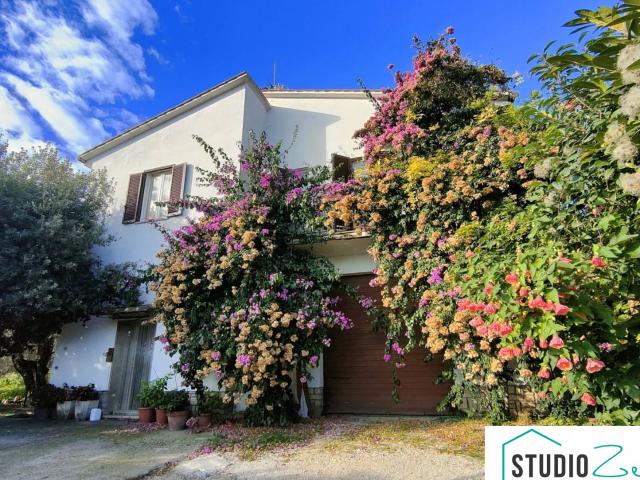 Villa Indipendente in vendita a Archileggi, Amelia