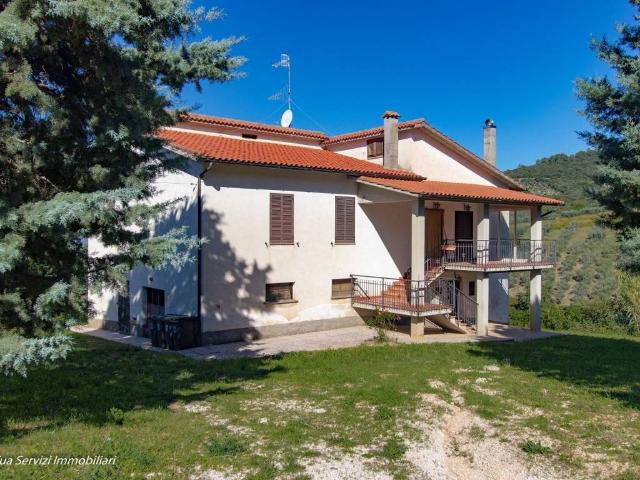 Villa Indipendente in vendita a Archileggi, Amelia