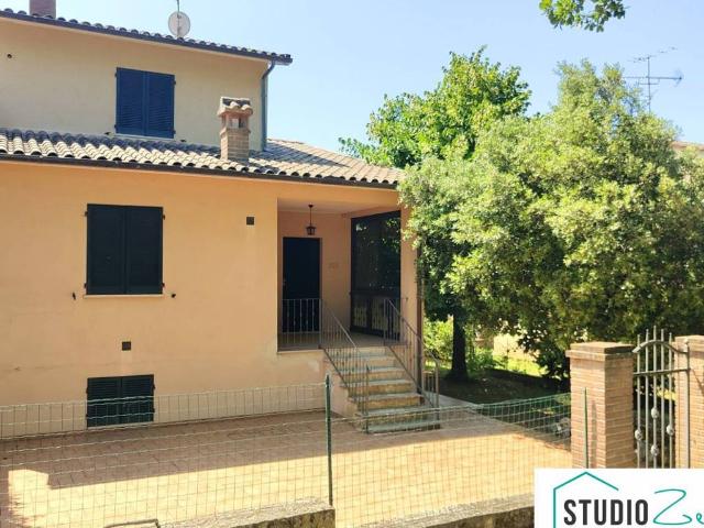 Villa Indipendente in vendita a Amelia, Umbria