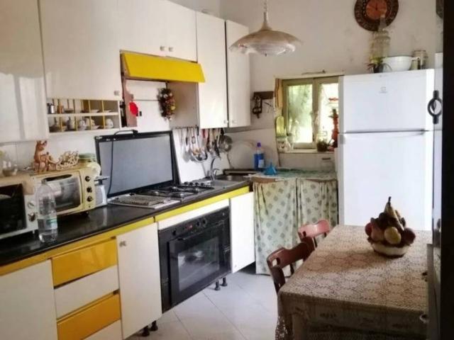 Villa Indipendente in vendita a Amorosi, Campania