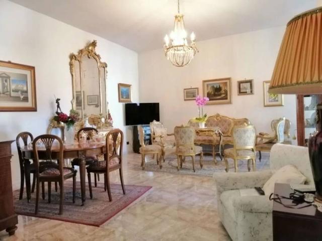 Villa Indipendente in vendita a Amorosi, Campania